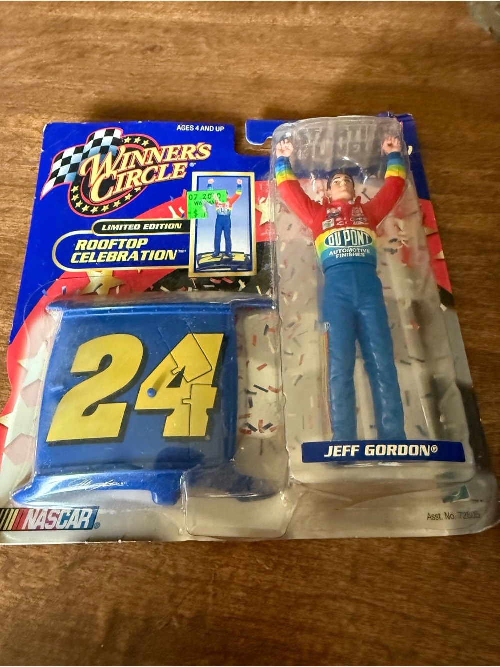 Jeff Gordon 24 Rooftop Celebration Action Figure - Blue & Red